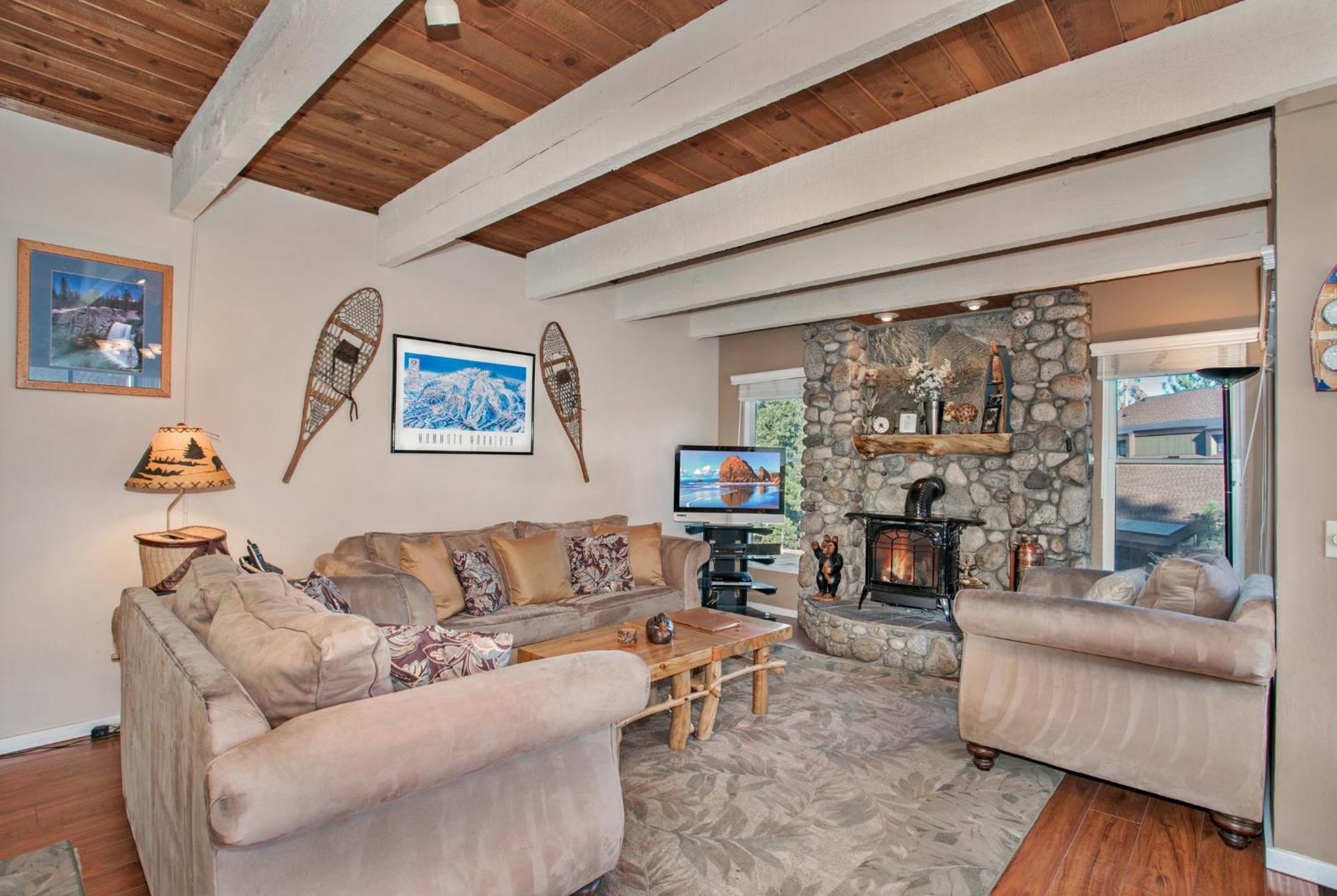 Val D'Isere At The Village By 101 Great Escapes แมมมอธ เลกส์ ห้อง รูปภาพ